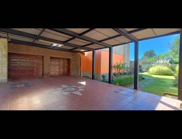5 BEDROOM HOUSE FOR SALE IN QUEENSTOWN CENTRAL